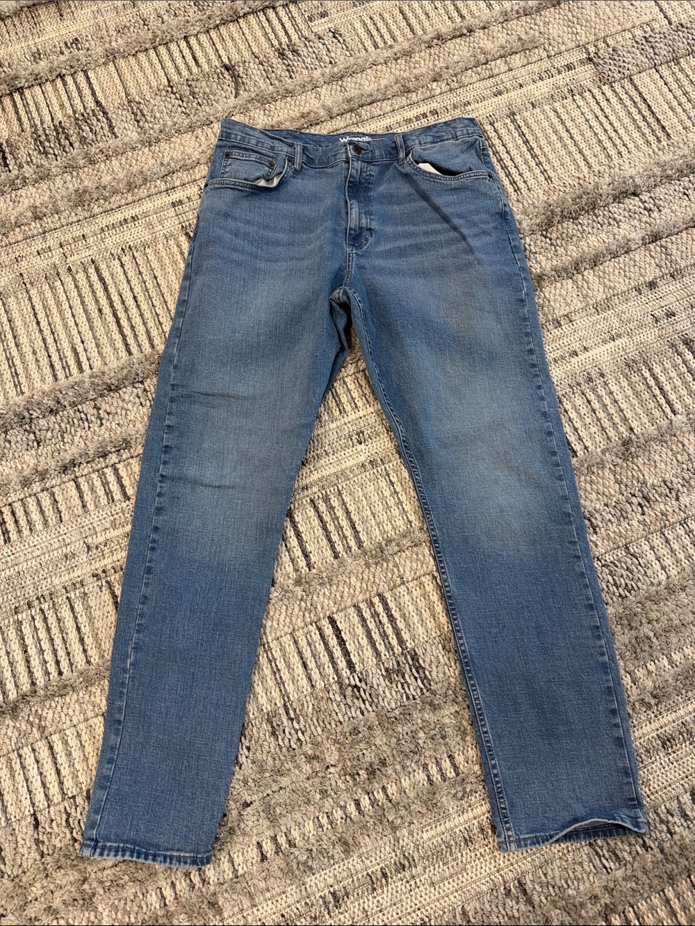 Wrangler Men's Athletic Fit Straight Jeans Blue Denim 36x34  Pants